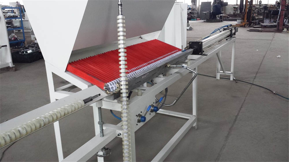 QL-215氣刀文具封箱兩用分條機1.3M